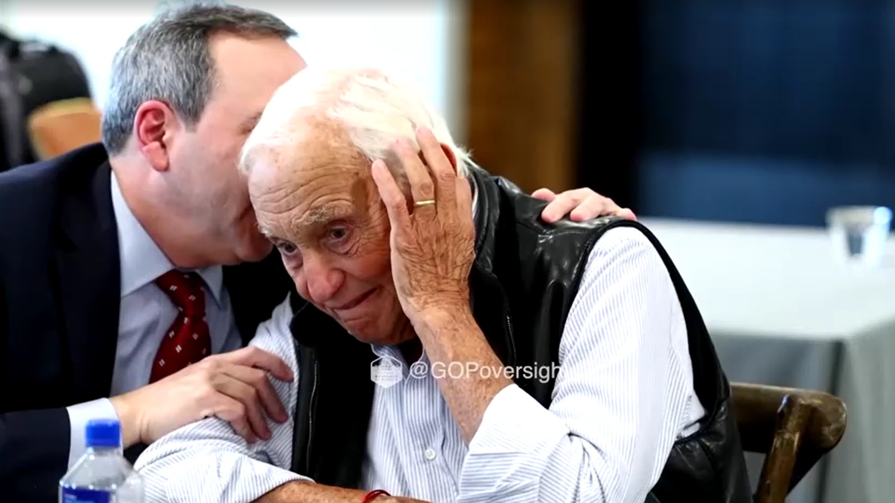 'Vou te matar': advertência de advogado a ex-CEO da Victoria's Secret vaza durante depoimento em caso Epstein; veja VÍDEO